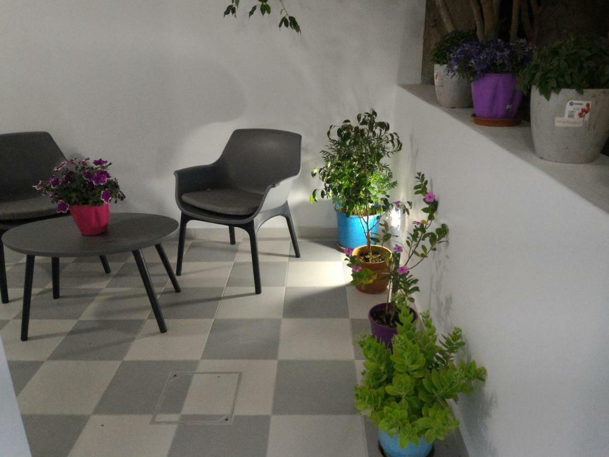 Apartment Nostalgia Retro Naxos City