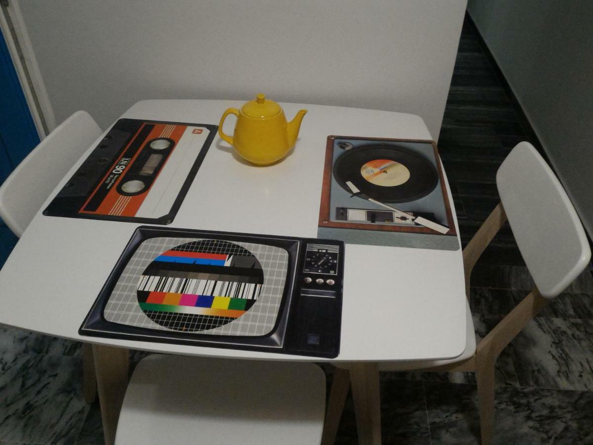 Apartment Nostalgia Retro *